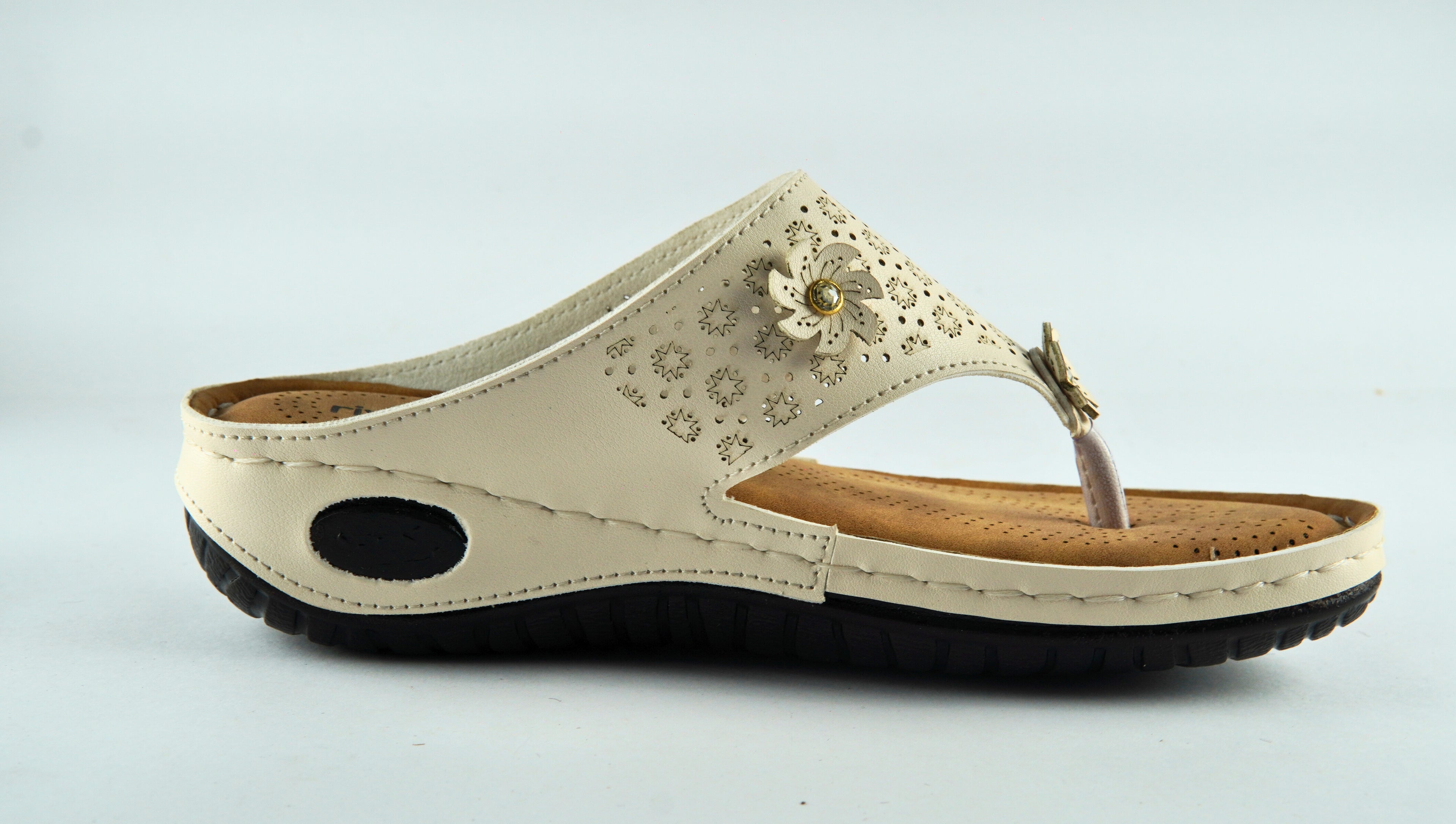 Rivaloom Off white Floral Embellished Comfort Flats With Laser Cuts